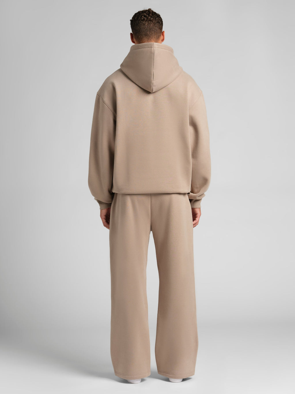 Minimalist Straight Leg Sweatpants – Short