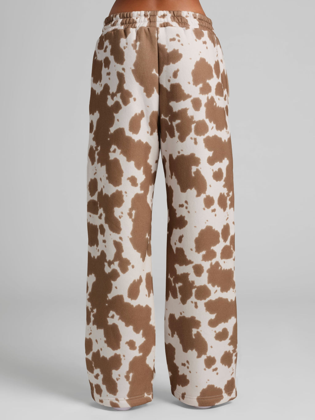 Minimalist Straight Leg Sweatpants – Short