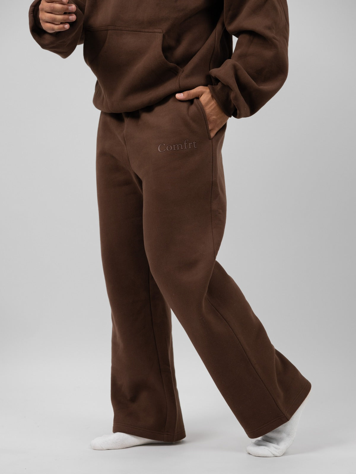 Minimalist Straight Leg Sweatpants – Short