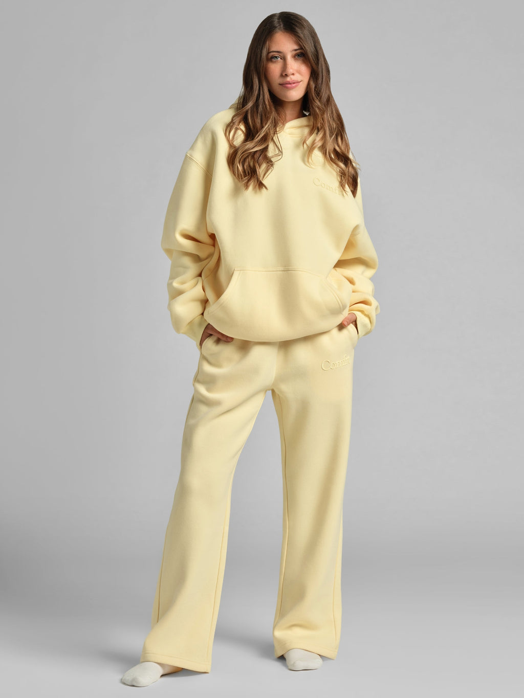 Minimalist Straight Leg Sweatpants – Short