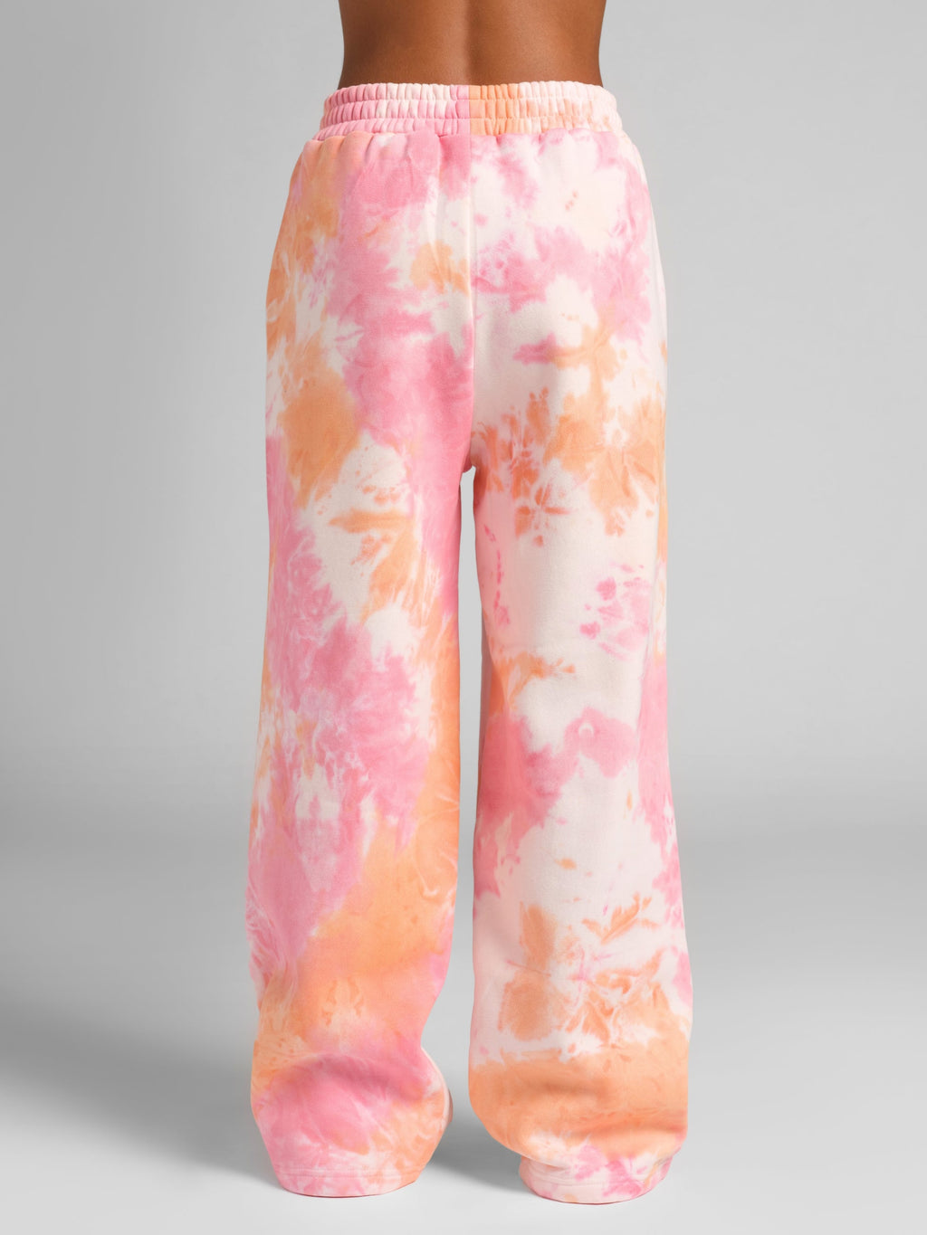 Minimalist Straight Leg Sweatpants – Short