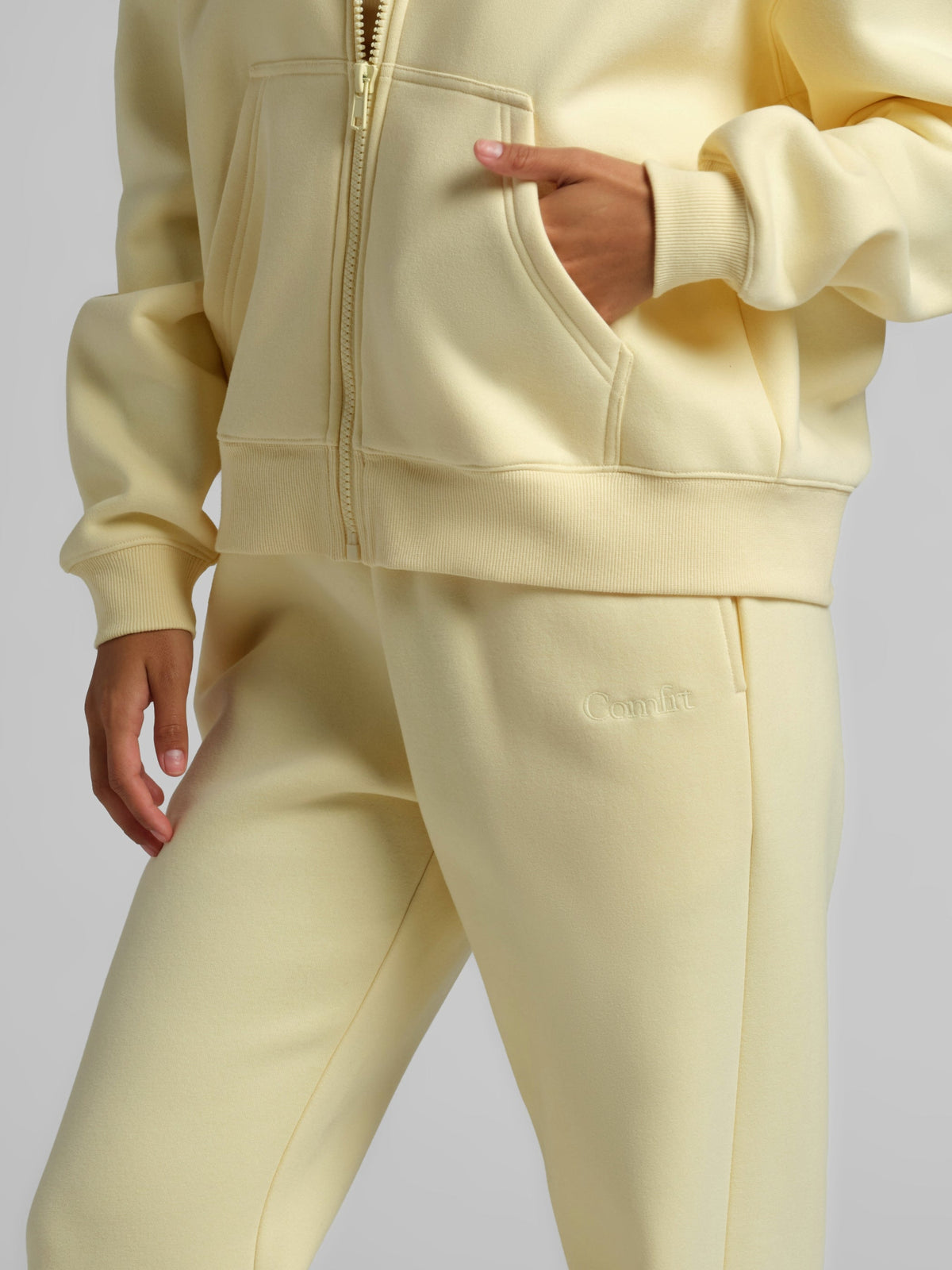 Signature Straight Leg Sweatpants