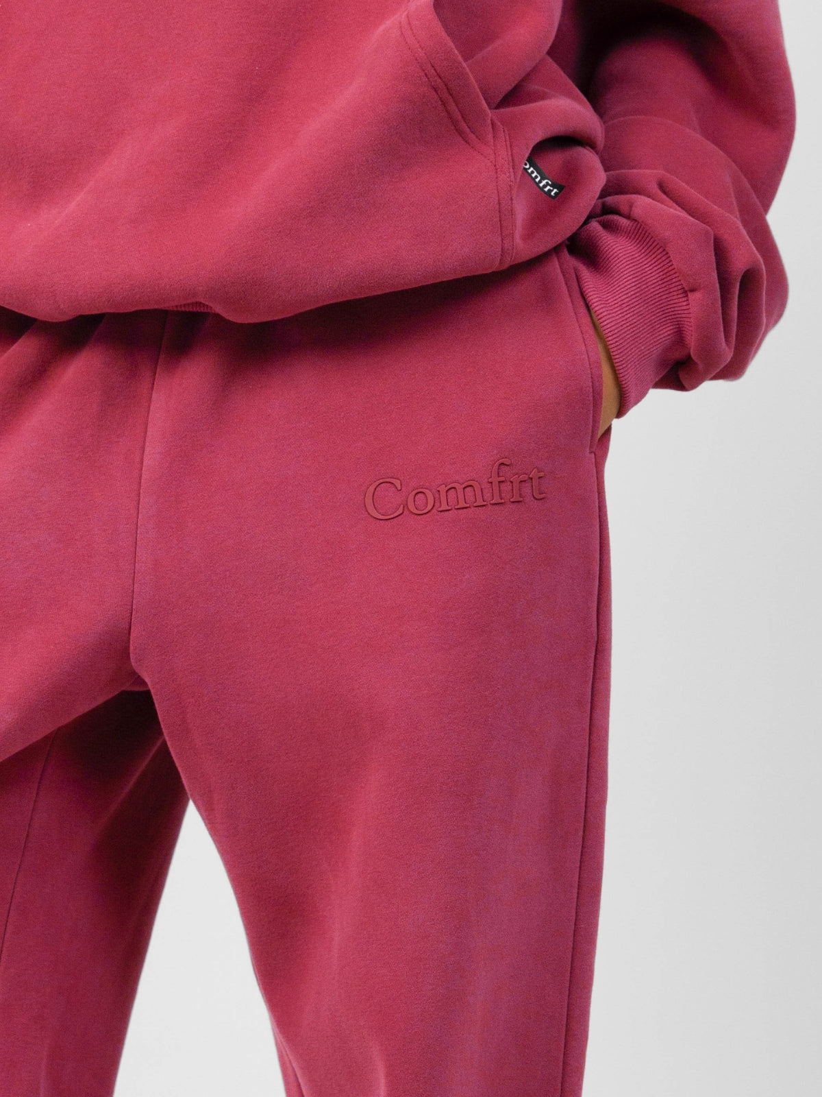Minimalist Straight Leg Sweatpants – Short