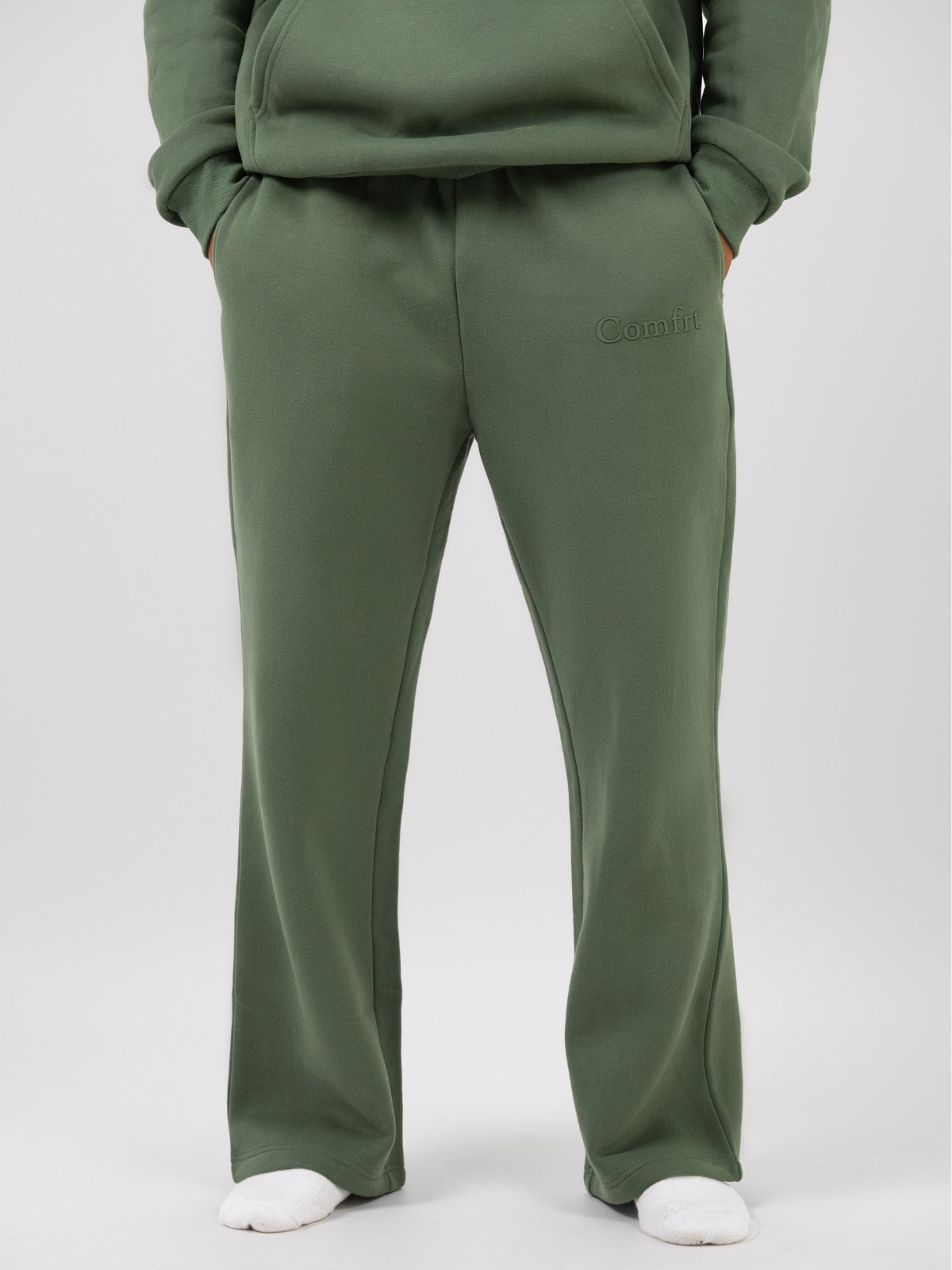 Minimalist Straight Leg Sweatpants – Short