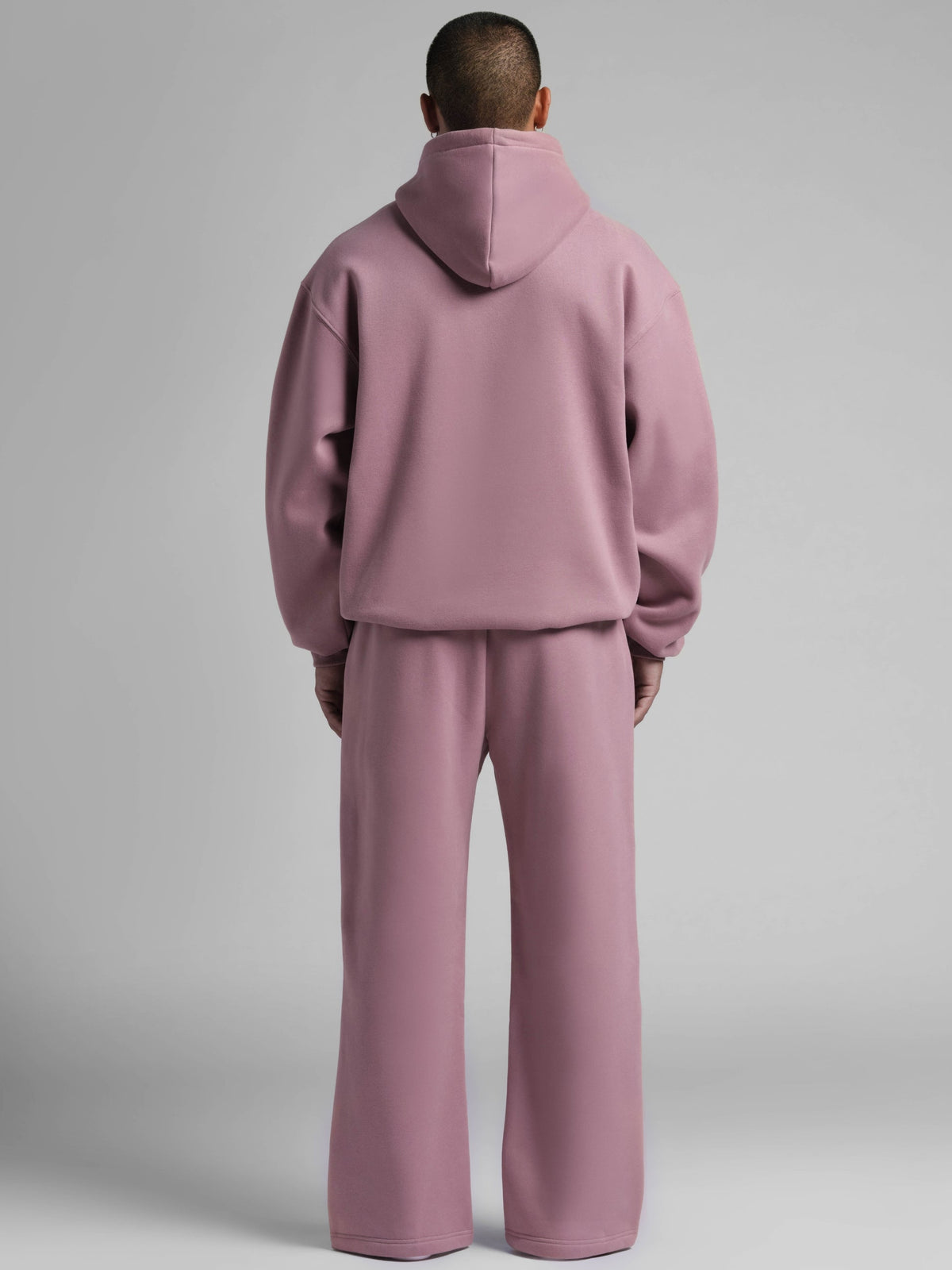 Minimalist Straight Leg Sweatpants – Short