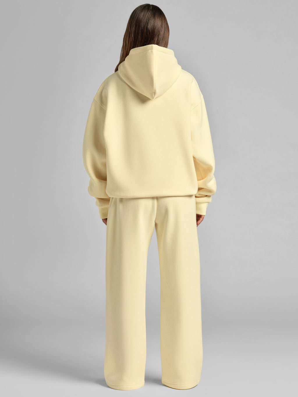 Minimalist Straight Leg Sweatpants – Short
