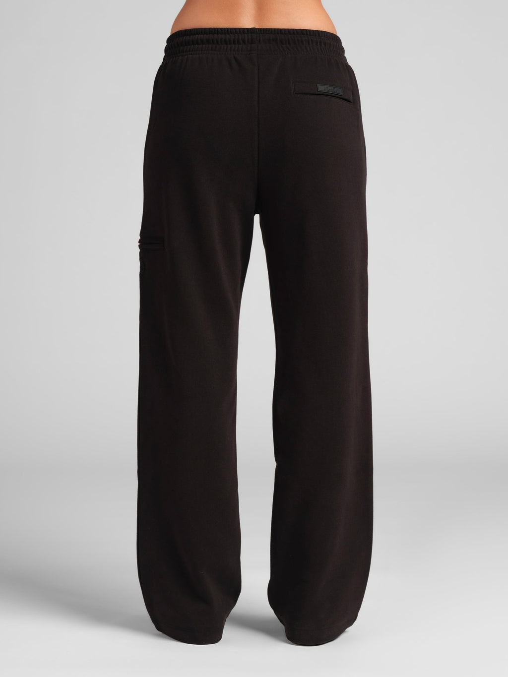 Halo Lightweight Airplane Mode Straight Leg Sweatpants